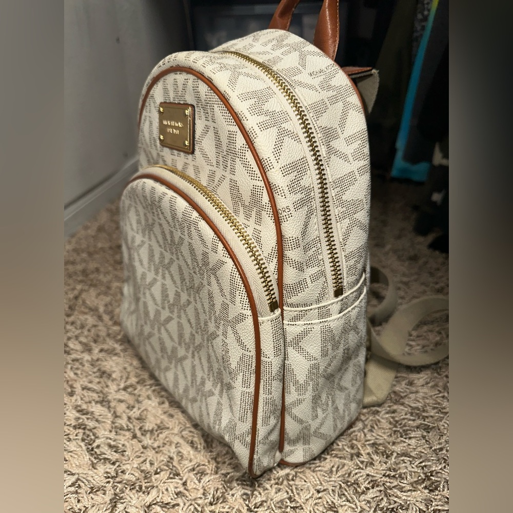 Michael Kors Backpack - Picture 5 of 6